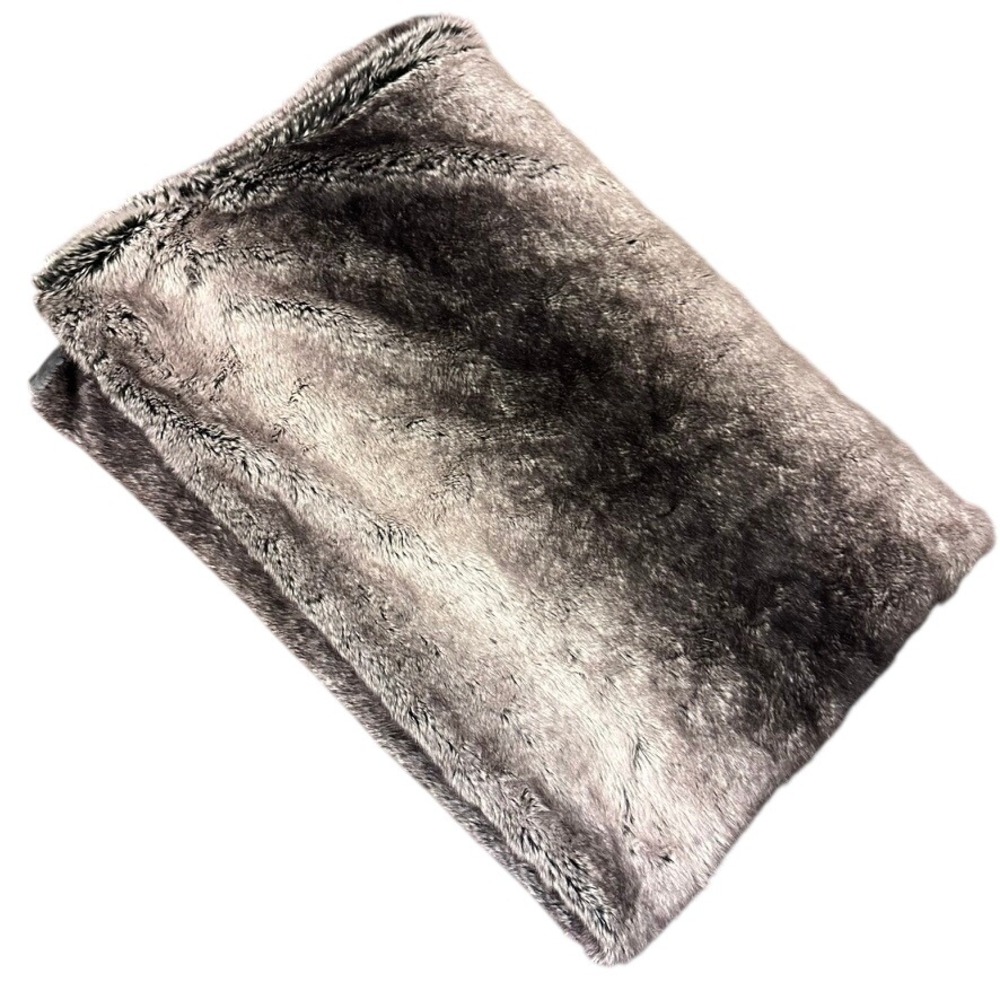 Frontgate Faux Fur Throw Blanket Grey Reversible Plush 50x70 Luxury Cozy